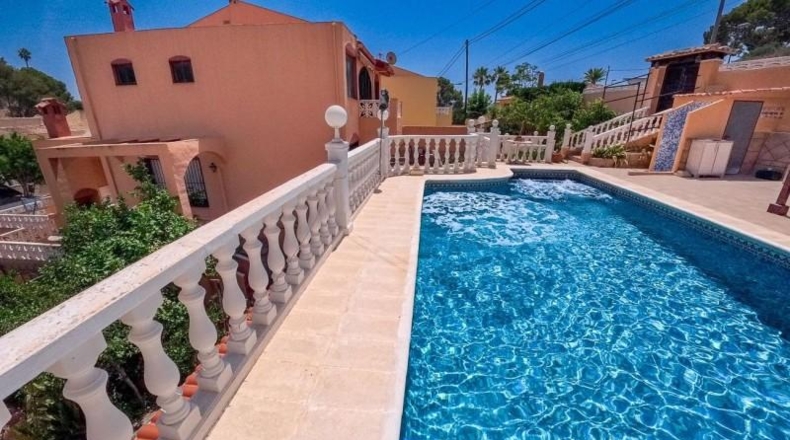 Alicante - La Nucia - 460m2