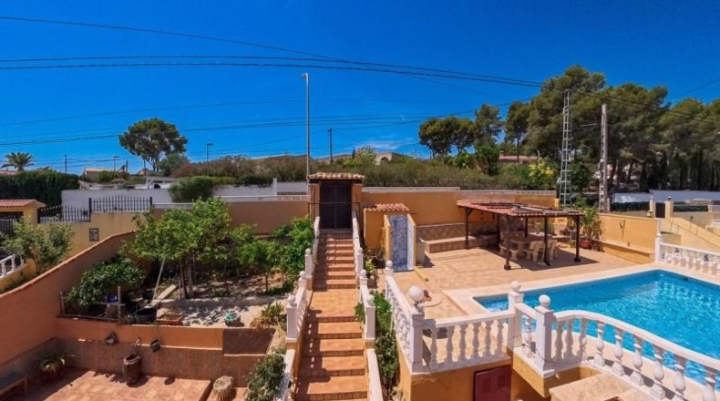 Alicante - La Nucia - 460m2