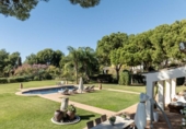 Xalet independent amb terreny en venda a la España, Marbella, ref.: TR333768 foto