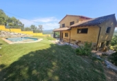 Chalet independiente con terreno en alquiler en la España, Fogars de la Selva, ref: TR417150 foto