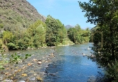 Xalet independent amb terreny en venda a la España, Farrera, ref.: TR417046 foto