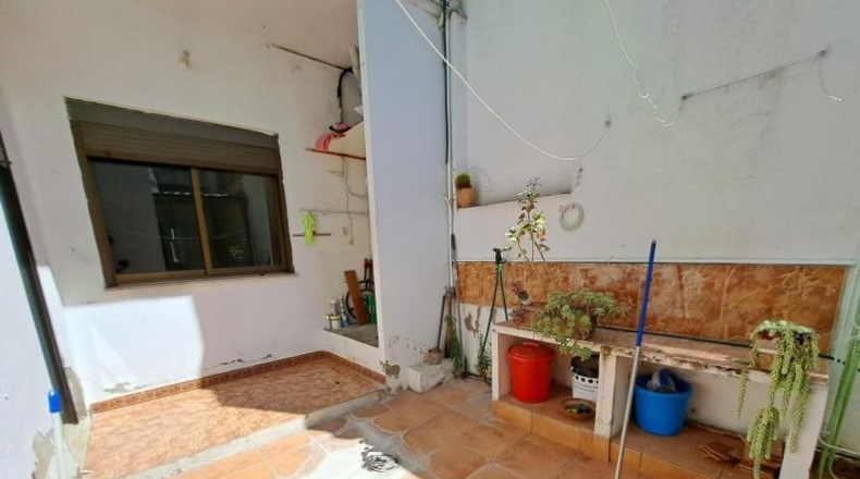 València - Carcaixent - 208m2
