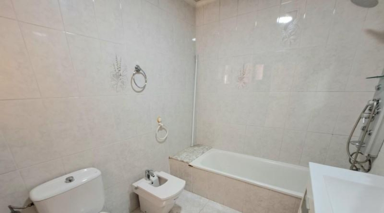 València - Carcaixent - 208m2
