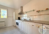 Chalet independiente con terreno en venta en la España, Viana de Cega, ref: TR417082 foto
