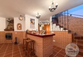 Chalet independiente con terreno en venta en la España, Viana de Cega, ref: TR417082 foto