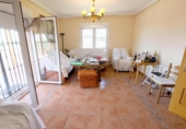 Chalet independiente con terreno en venta en la España, Badajoz, ref: TR417086 foto