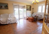 Chalet independiente con terreno en venta en la España, Badajoz, ref: TR417086 foto