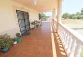 Chalet independiente con terreno en venta en la España, Badajoz, ref: TR417086 foto