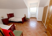 Chalet independiente con terreno en venta en la España, Badajoz, ref: TR417086 foto