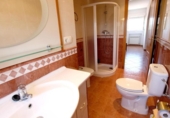 Chalet independiente con terreno en venta en la España, Badajoz, ref: TR417086 foto