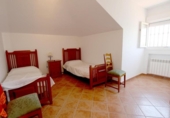 Chalet independiente con terreno en venta en la España, Badajoz, ref: TR417086 foto
