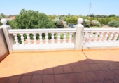 Chalet independiente con terreno en venta en la España, Badajoz, ref: TR417086 foto