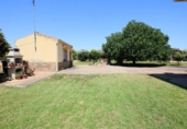 Chalet independiente con terreno en venta en la España, Badajoz, ref: TR417086 foto