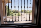 Chalet independiente con terreno en venta en la España, Badajoz, ref: TR417086 foto