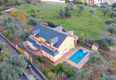 Chalet independiente con terreno en venta en la España, Güéjar Sierra, ref: TR403999 foto