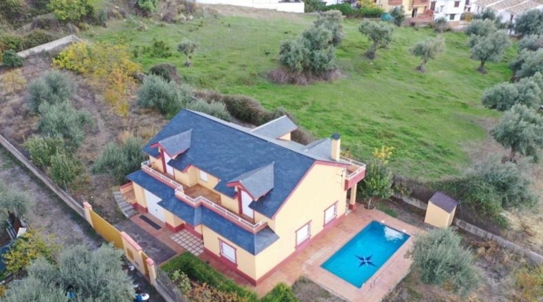Гранада - Güéjar Sierra - 1500m2