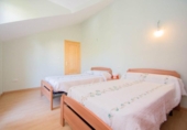 Chalet independiente con terreno en venta en la España, Güéjar Sierra, ref: TR403999 foto