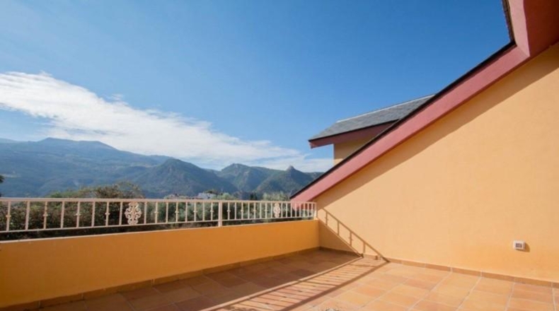 Гранада - Güéjar Sierra - 1500m2