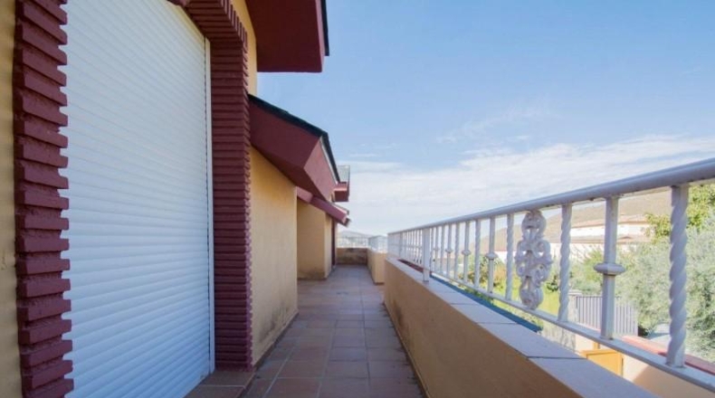 Гранада - Güéjar Sierra - 1500m2