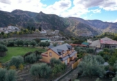 Chalet independiente con terreno en venta en la España, Güéjar Sierra, ref: TR403999 foto