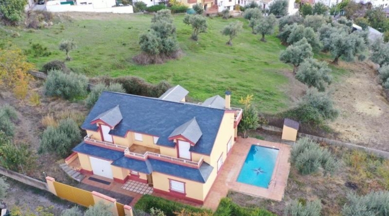 Гранада - Güéjar Sierra - 1500m2