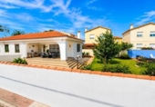 Chalet independiente con terreno en venta en la España, Vinaròs, ref: TR417091 foto