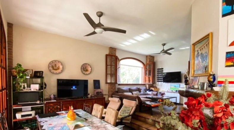 Sevilla - Alcalá de Guadaíra - 1080m2