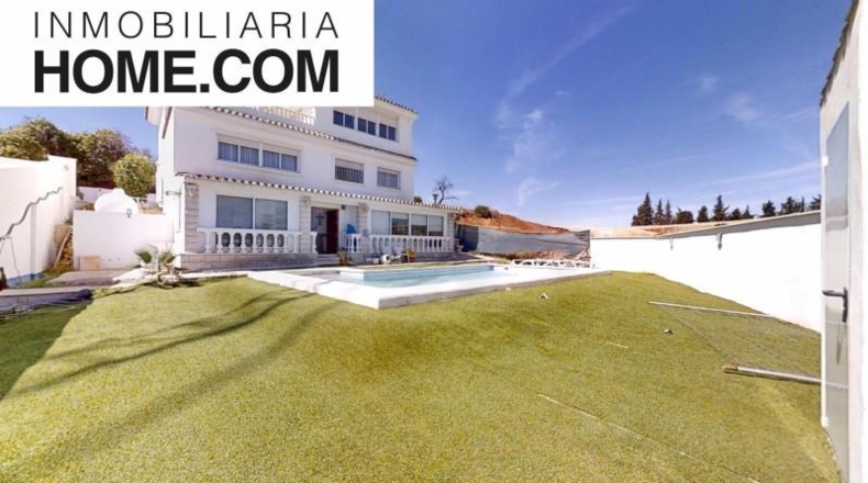 Málaga - Alhaurín de la Torre - 855m2