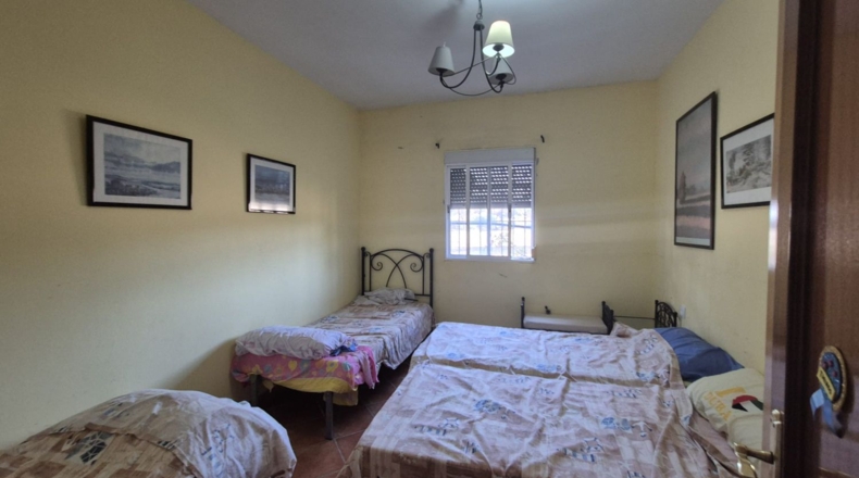 Badajoz - Badajoz - 1500m2