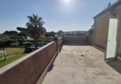 Chalet independiente con terreno en venta en Badajoz ref: TR417102 foto
