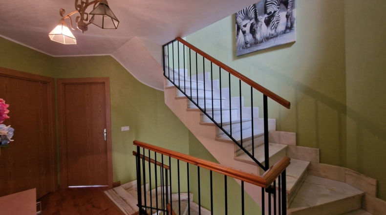 Cantabria - Vioño de Piélagos - 240m2