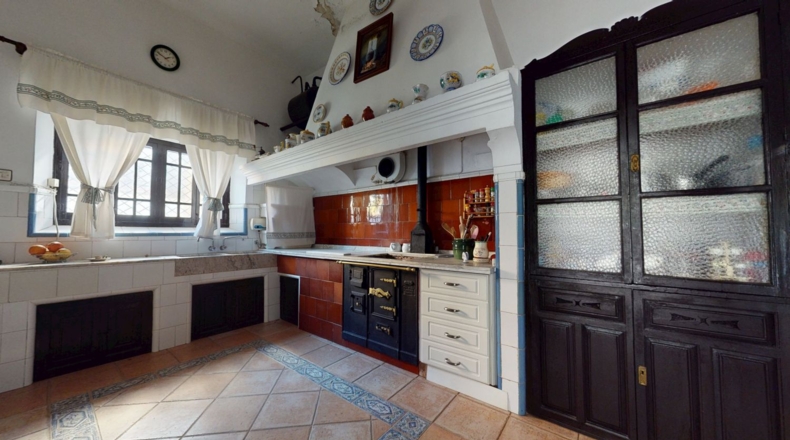 Badajoz - Villafranca de los Barros - 1200m2