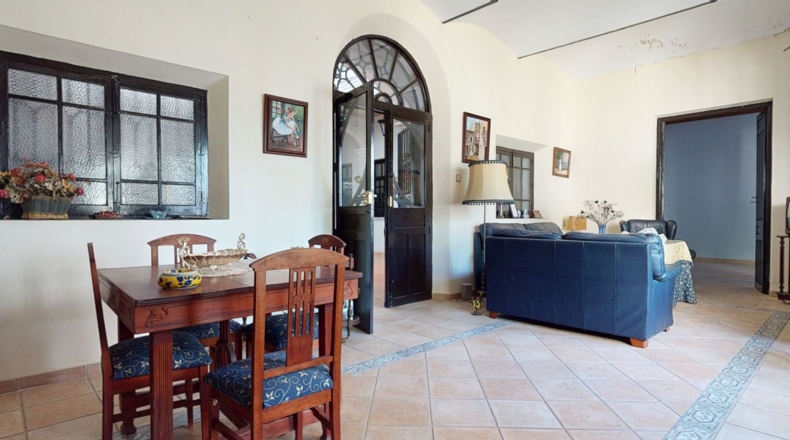 Badajoz - Villafranca de los Barros - 1200m2