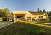Chalet independiente con terreno en venta en Jerez de la Frontera ref: TR417143 foto
