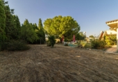 Chalet independiente con terreno en venta en Jerez de la Frontera ref: TR417143 foto