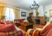 Chalet independiente con terreno en venta en Jerez de la Frontera ref: TR417143 foto