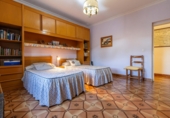 Chalet independiente con terreno en venta en Jerez de la Frontera ref: TR417143 foto