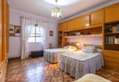 Chalet independiente con terreno en venta en Jerez de la Frontera ref: TR417143 foto