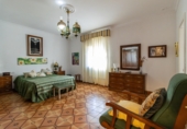 Chalet independiente con terreno en venta en Jerez de la Frontera ref: TR417143 foto
