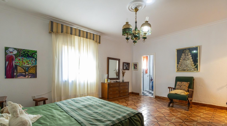 Кадис - Jerez de la Frontera - 2100m2