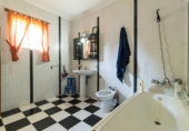 Chalet independiente con terreno en venta en Jerez de la Frontera ref: TR417143 foto