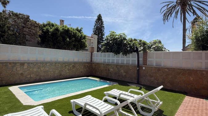 Almería - Roquetas de Mar - 220m2