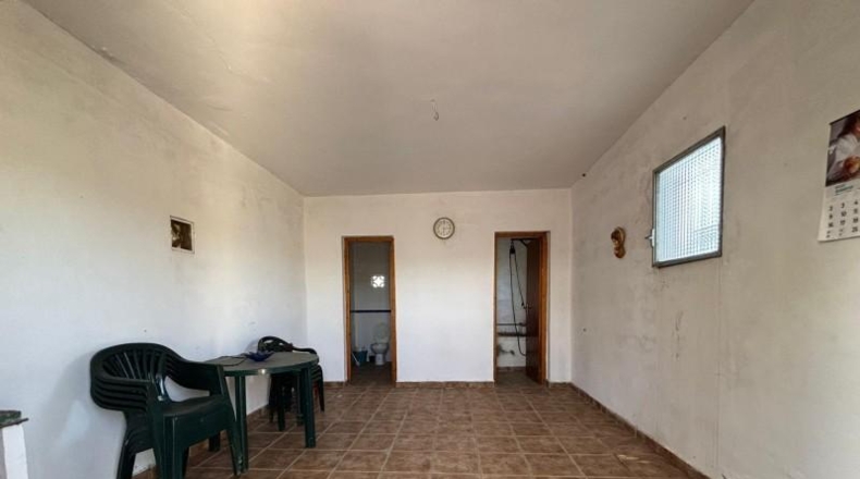 Valencia - Carcaixent - 3234m2
