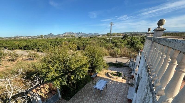 Valencia - Carcaixent - 3234m2