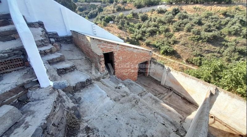 Málaga - Sayalonga - 180m2