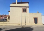 Casa de pueblo en venta en la España, Brenes, ref: TR417198 foto