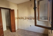 Casa de pueblo en venta en la España, Brenes, ref: TR417198 foto