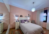 Chalet independiente con terreno en venta en la España, Oviedo, ref: TR410363 foto