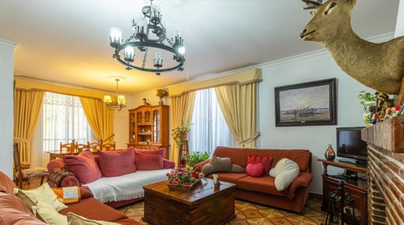 Кадис - Jerez de la Frontera - 2100m2
