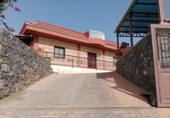Chalet independiente con terreno en venta en la España, Granadilla de Abona, ref: TR417245 foto
